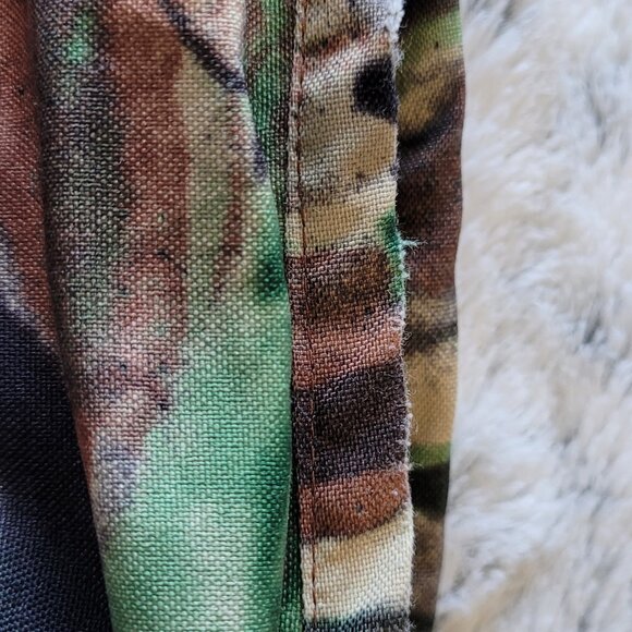 Boys LG Volcom snowboard pants - Picture 13 of 13